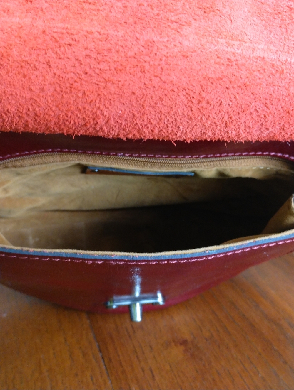 Patricia Nash Floral Embossed Crossbody Bag - Burgundy - Picture 6 of 8